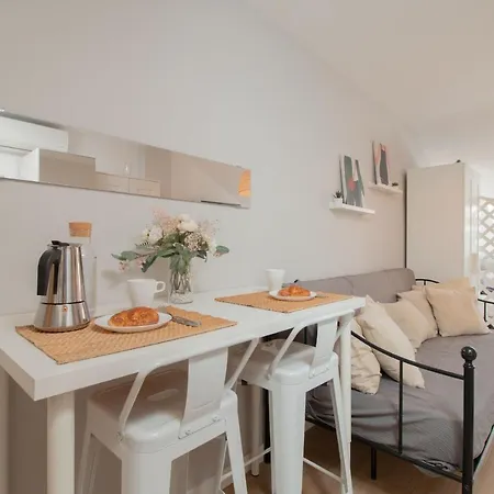Apartment C96 - Brilliant Penthouse Studio Malaga