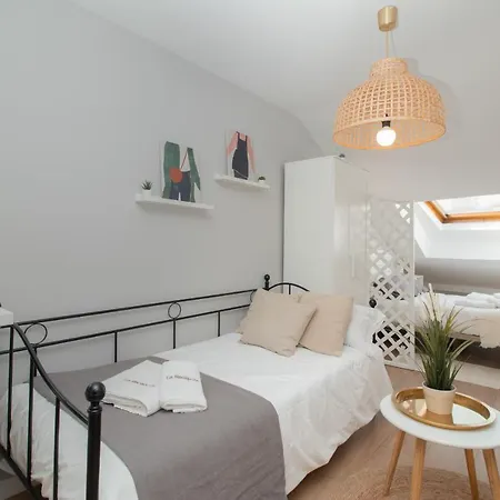 Apartment C96 - Brilliant Penthouse Studio Malaga