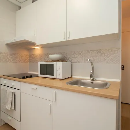 C96 - Brilliant Penthouse Studio